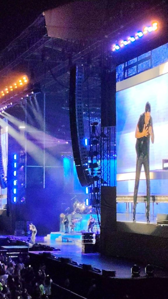 Chayanne Enloquece en Mazatlán durante su presentación a locales y visitantes (le resultan decenas de hijas e hijos) 2026 2