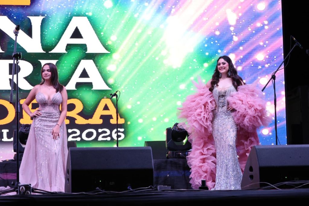 Coronan a Daylín López como Reina de la Feria Regional Ganadera Elota 2026 (19)