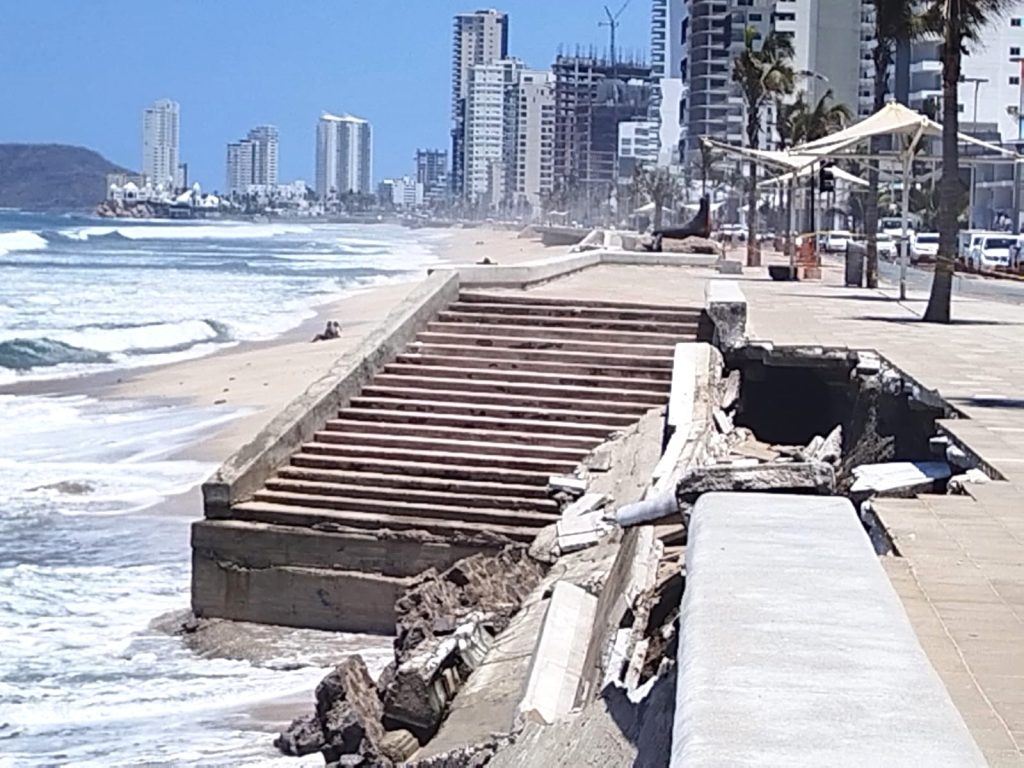 Acciona de inmediato el Ayuntamiento de Mazatlán plan aseguramiento de parte de la v. del Mar ante deslave por fuerte olaje 2026 1