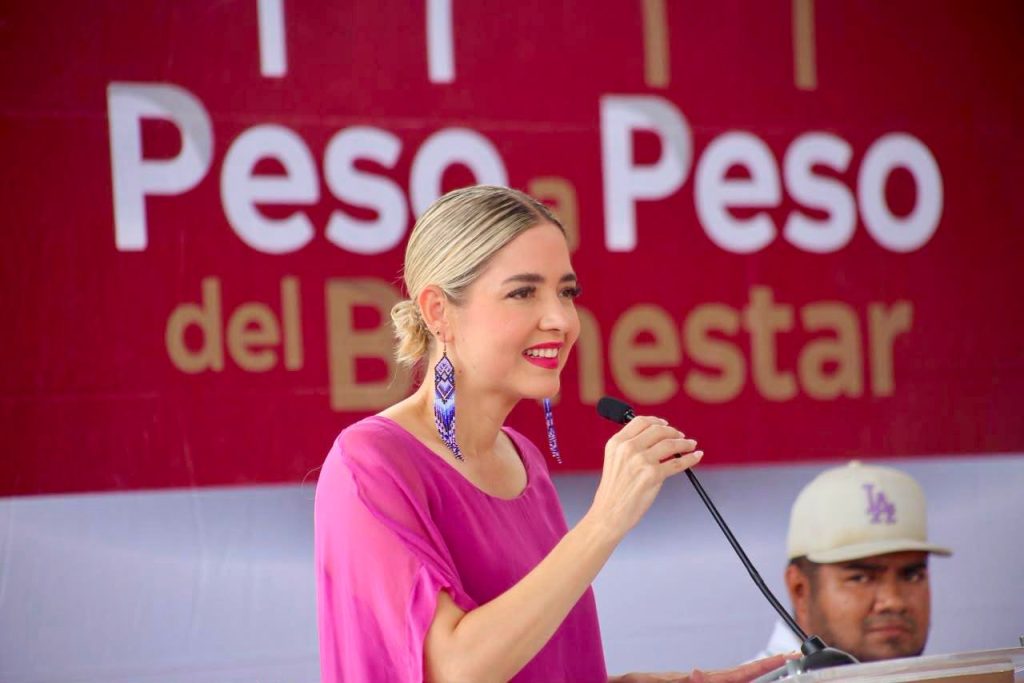 Estrella Palacios entrega 175 apoyos del Programa Peso a Peso del Bienestar a familias de la zona rural de Mazatlán
