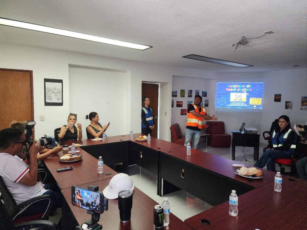 Pequeños Constructores del Futuro El campamento de la CMIC que transforma la chispa infantil en grandes proyectos (11)