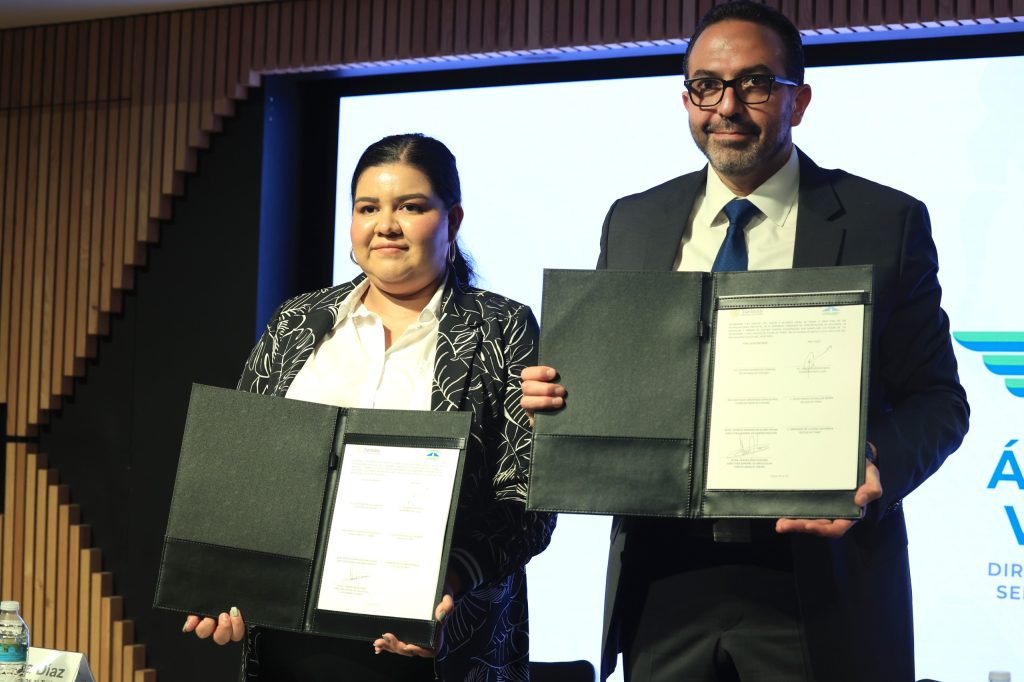 Sectur y PASE fortalecen la atención turística carretera mediante acuerdo de alianza digital 2023