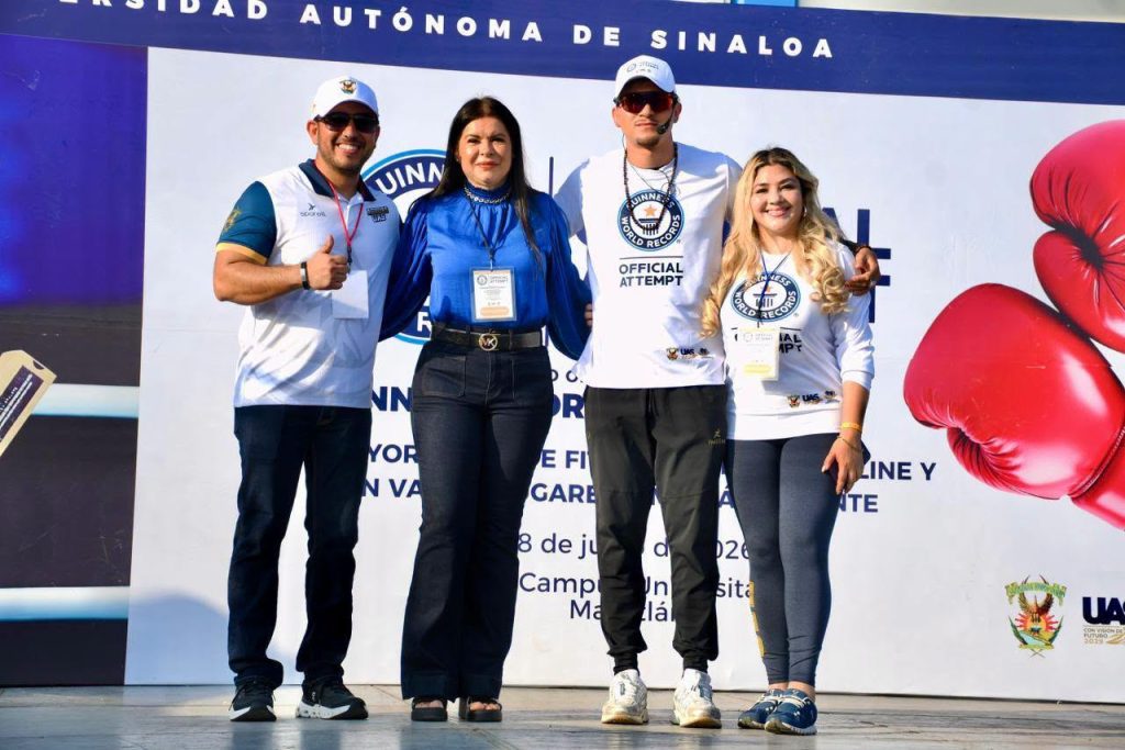 ¡La UAS y Marco Verde hacen historia! Mil universitarios se unen y logran el Guinness World Récord denominado la clase Fitness de Boxeo más grande en línea y múltiples sedeS (17)