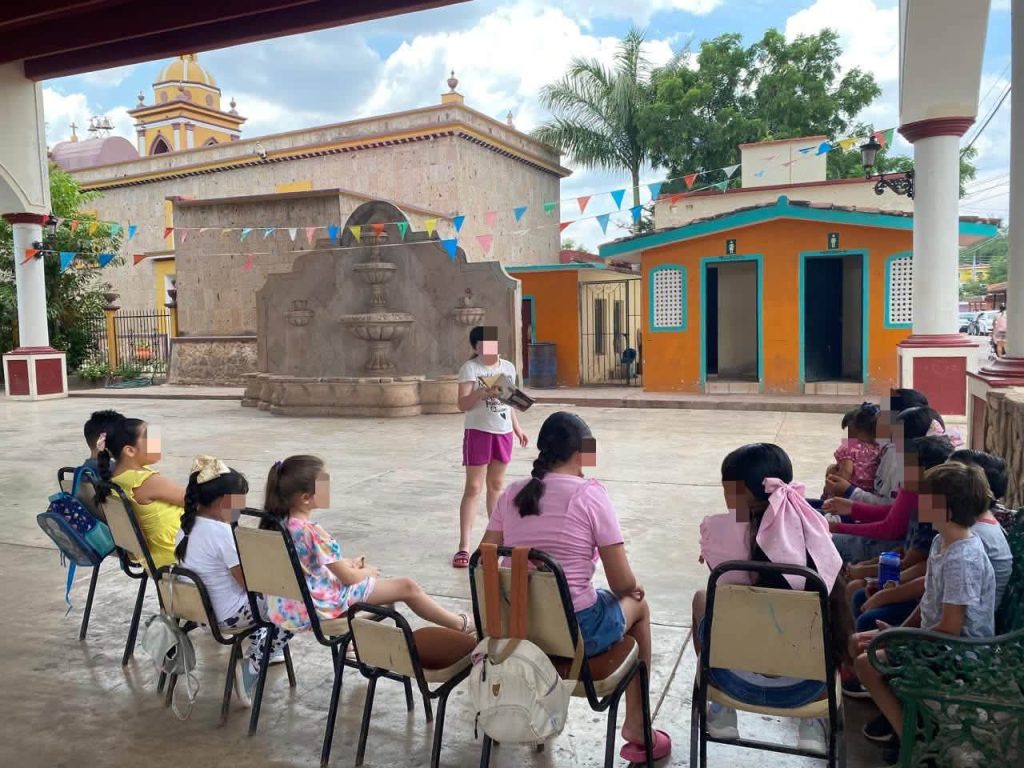 Con imaginación y juegos, el programa “Pequeños Lectores” llena de vida las bibliotecas de Mazatlán (3)