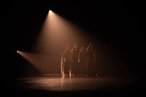 Conmovedor adiós La generación XXIV de la EPDM culmina su viaje artístico en el Teatro Ángela Peralta y emprende el vuelo con “Nómadas” 2026 Galería (10)
