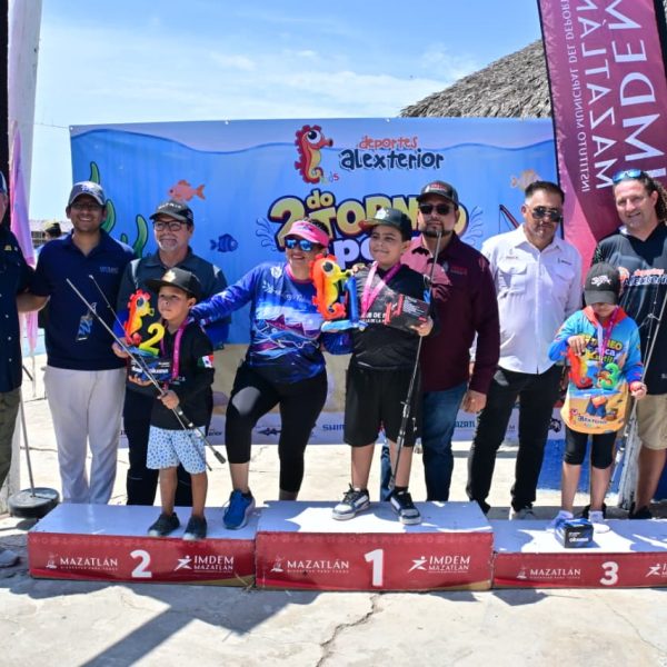 Disfrutan de un domingo familiar en el Segundo Torneo Infantil de Pesca de Orilla 2026 Galería de Fotos (6)