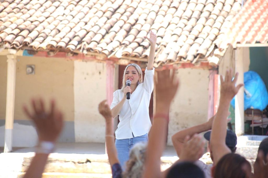 Estrella Palacios lleva el mensaje de la transformación a Concordia y Rosario; llama a defender los logros del movimiento Estrella Palacios lleva el mensaje de la transformación a Concordia y Rosario; llama a defender los logros del movimiento 2026