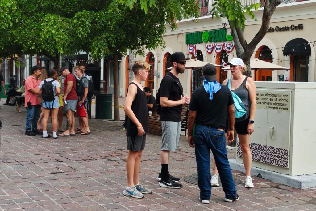 Arriba a Mazatlán el primer crucero de agosto, con más de 3,800 visitantes (4)