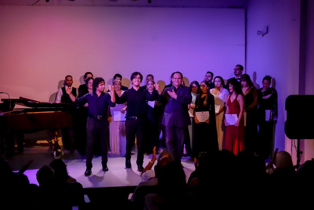 Canto y Tradición reúne juventud y pasión por el bel canto (14)