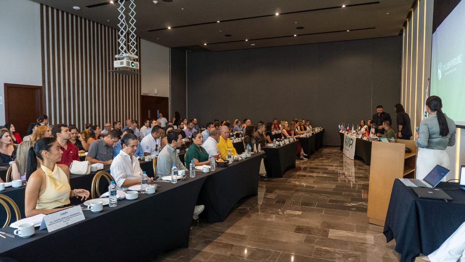 Fortalecen sectores turístico e inmobiliario alianza estratégica para el desarrollo de Mazatlán