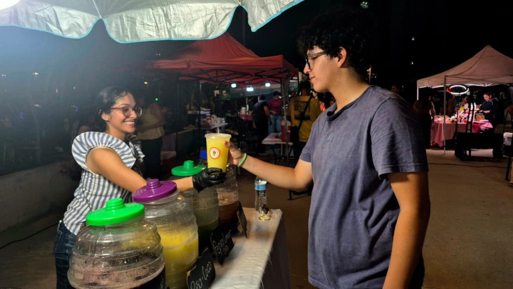 Gobierno Municipal impulsa bazares para apoyar a emprendedores de Mazatlán (6)