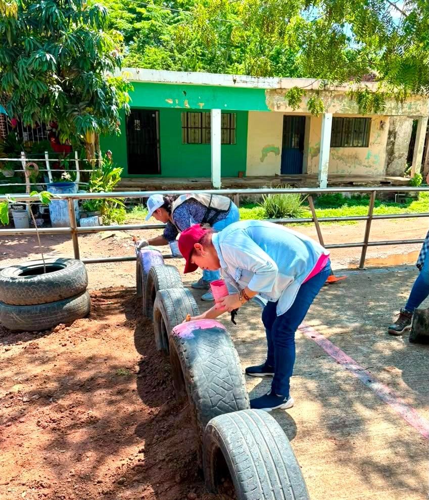 Programa “Mazatlán Te Quiero Limpio” transforma espacio público en la comunidad de Palmillas 2026