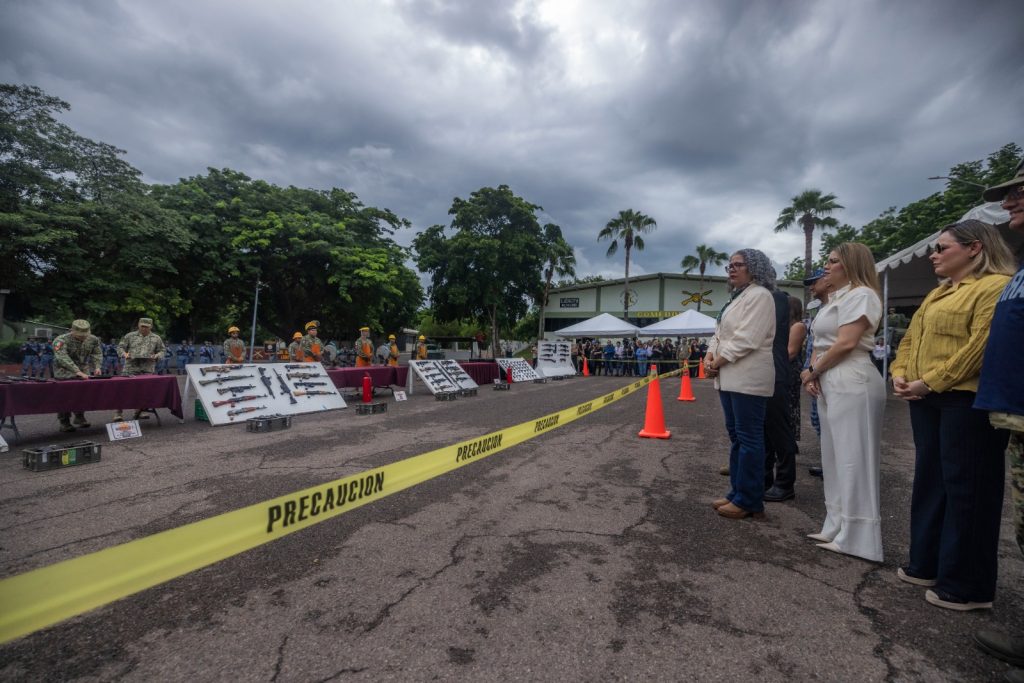 Atestigua Gobernadora Graciela Domínguez ceremonia de destrucción de armamento donado y decomisado en la Novena Zona Militar (13)