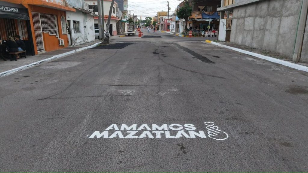 Estrella Palacios entrega rehabilitación de la calle Guillermo Nelson con el programa “Mazatlán al 100” 2026