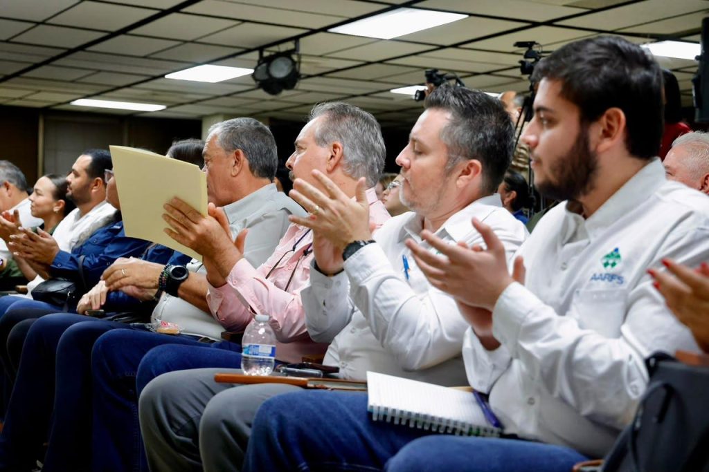 Gobierno y parafinancieras acuerdan generar condiciones para mejorar la agricultura, afirma Gobernadora Graciela Domínguez, en reunión con titular de SADER Columba López