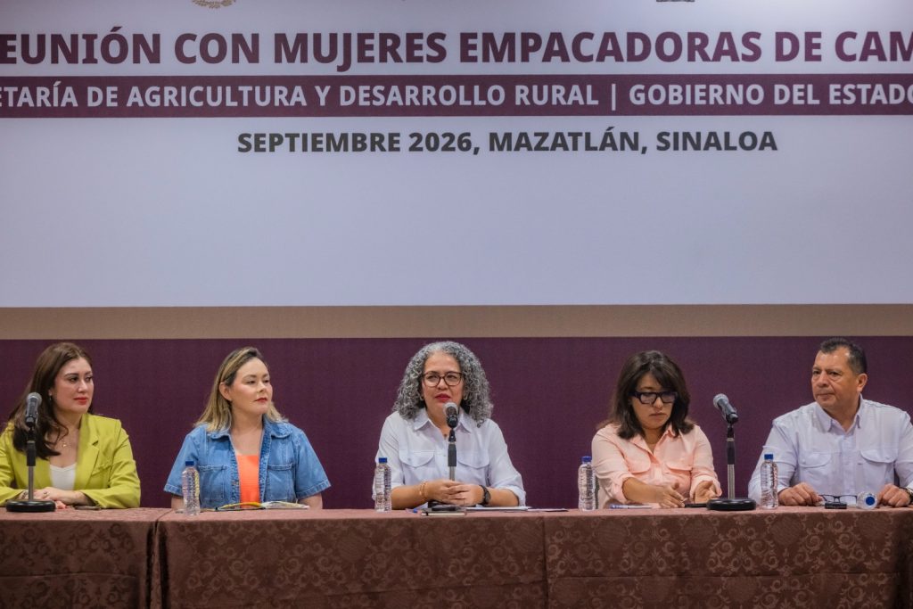 Proyectos de emprendimiento para mujeres empacadoras de camarón, anuncian Gobierno de Sinaloa y SADER (14)