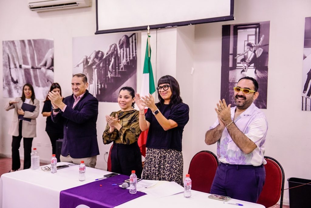 En un hecho histórico celebran examen profesional y toman protesta a egresados del CMA graduados por Excelencia Académica (9)