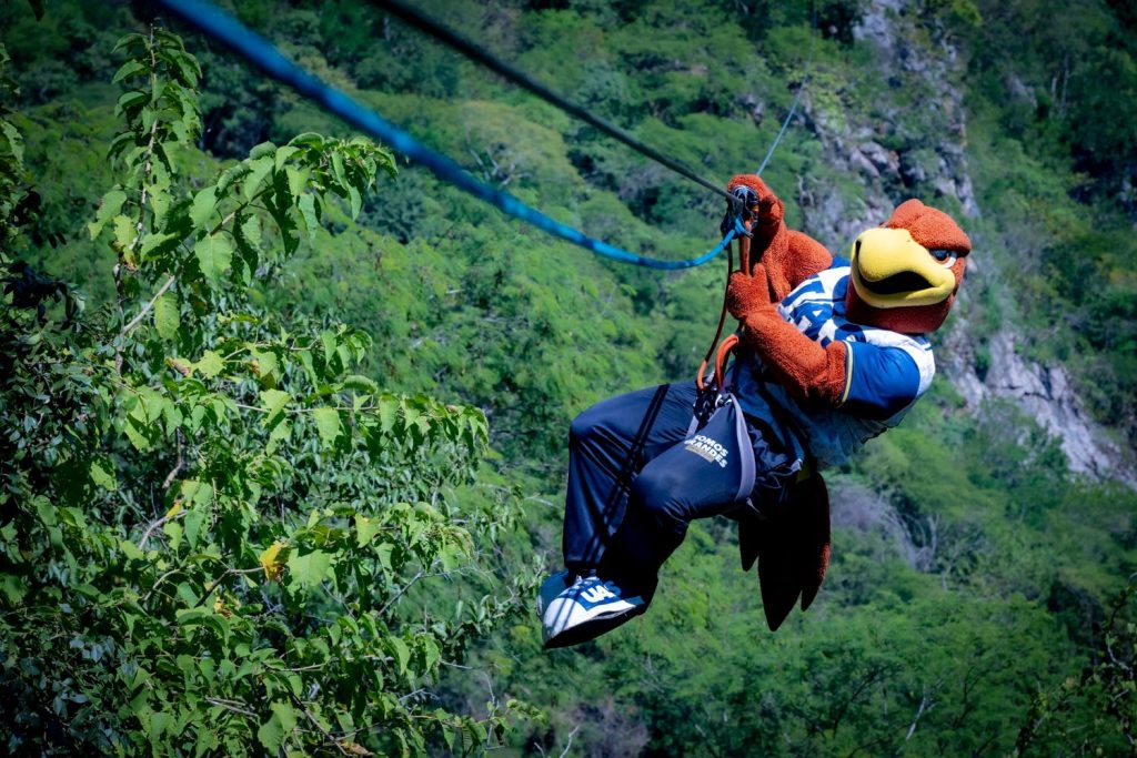 Entre montañas, paisajes espectaculares y guacamayas verdes la Reserva Ecológica de la UAS reabre sus puertas para vivir una aventura en Cosala (38)