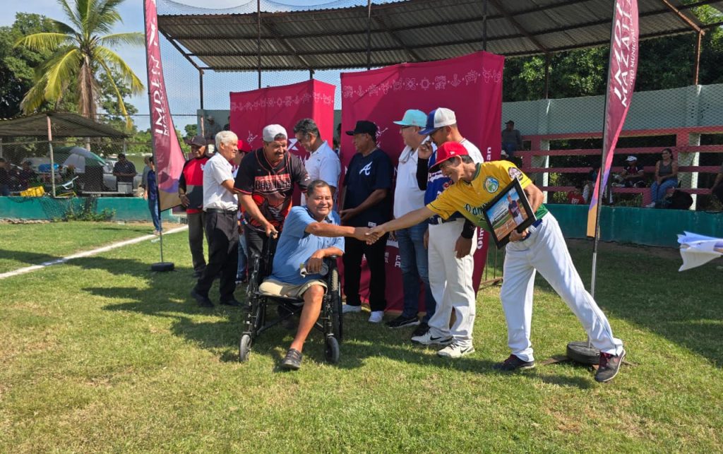 Inaugura Imdem Liga de Beisbol Local Clase Abierta El Walamo Temporada 2026