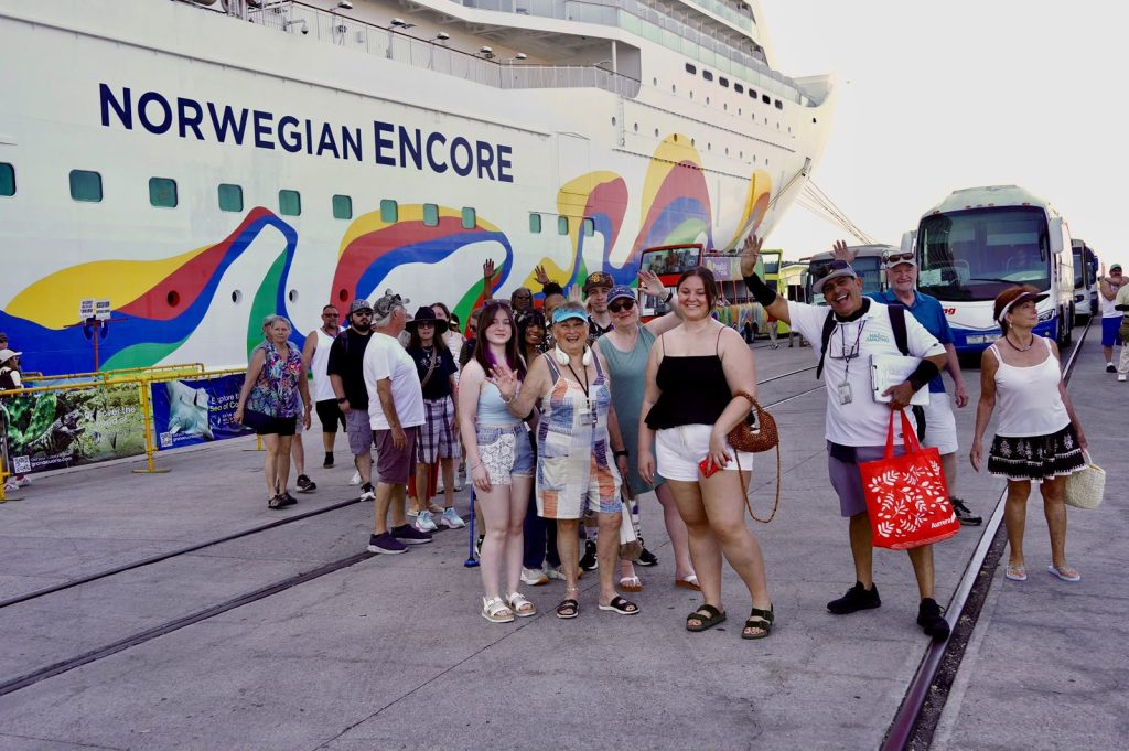 Mantiene Mazatlán presencia en las rutas de cruceros internacionales con el Norwegian Encore (1)
