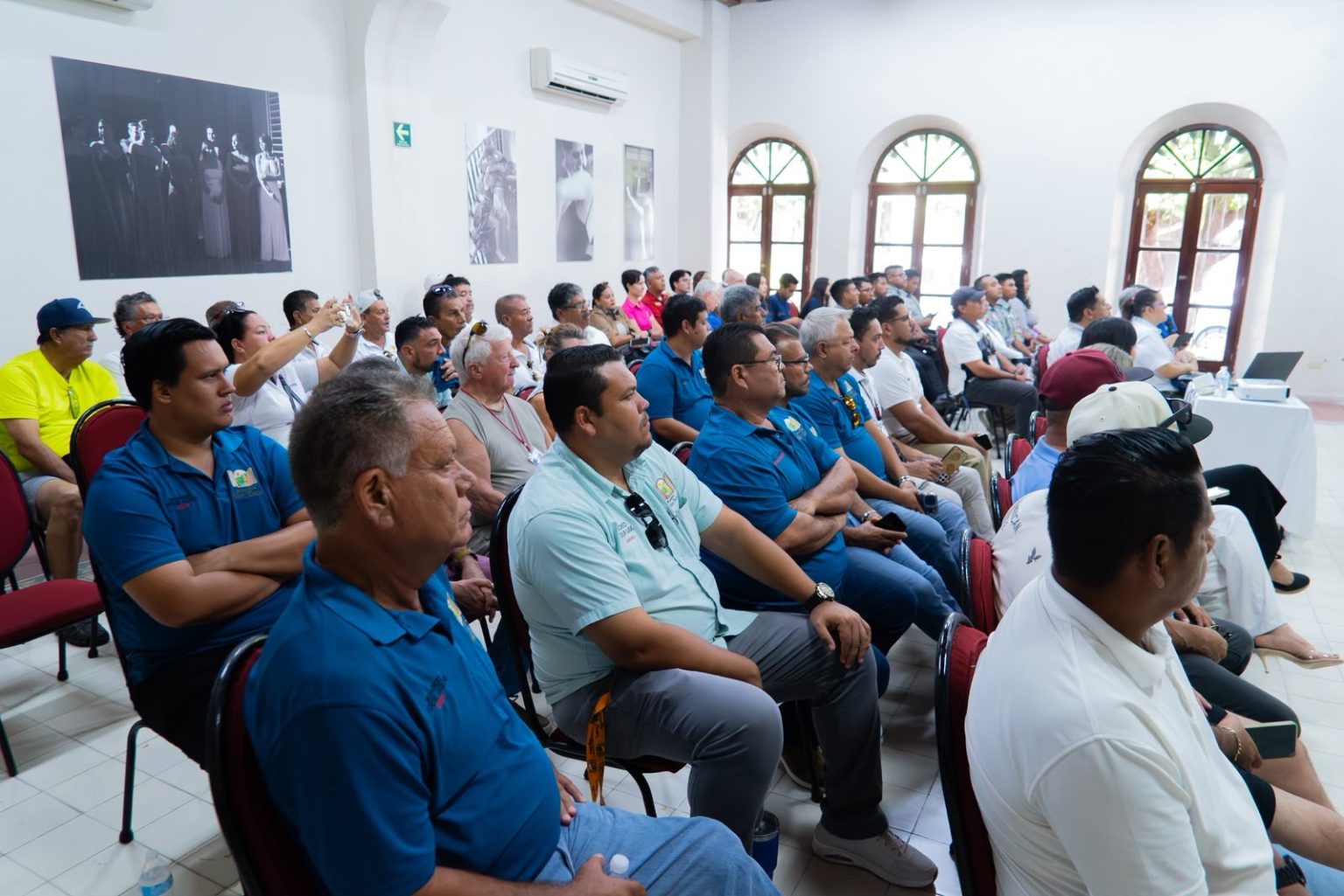 Presentan programa de capacitación y guía histórica del Teatro Ángela Peralta para fortalecer la oferta turístico-cultural de Mazatlán