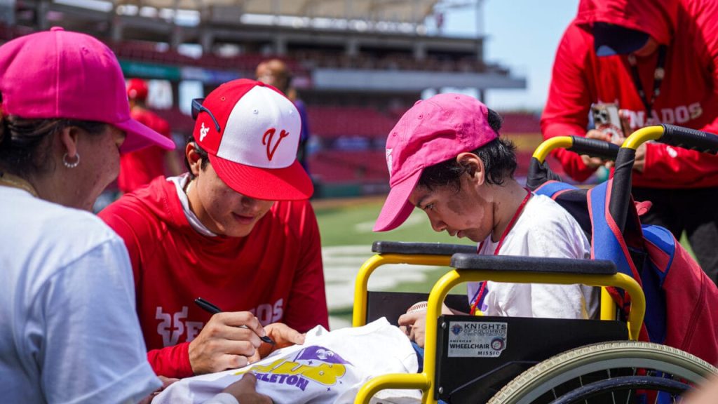 Venado de Mazatlán vive una jornada especial con niños del CRIT Sinaloa